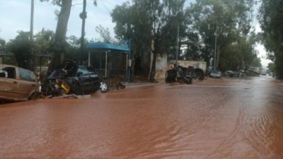 Δίκη για τις πλημμύρες στη Μάνδρα. Στο εφετείο Αθηνών τρεις κατηγορούμενοι για ανθρωποκτονία από αμέλεια
