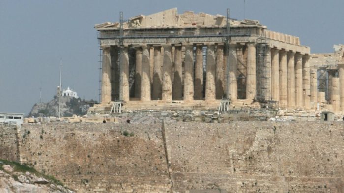 Βλάβη στο ασανσέρ της Ακρόπολης. Μενδώνη : «Κλειστό για άλλη μία εβδομάδα»