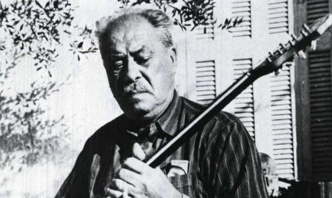 Πόσο καλά γνωρίζετε τα τραγούδια του Μάρκου Βαμβακάρη; Σε ποιες περιοχές της Σύρου αναφέρεται η Φραγκοσυριανή; “Όσοι γίνουν πρωθυπουργοί”…σε ποιους αναφέρεται;