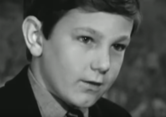 Βρετανοί μαθητές του 1966 “προφήτευσαν” την ζωή μετά το 2000. “Είδαν” τον υπερπληθυσμό, την κλιματική αλλαγή και την ανεργία. “Οι άνθρωποι θα είναι στατιστική” (βίντεο)