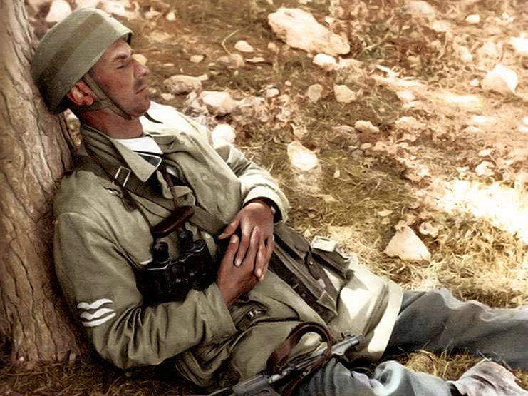 Πόσοι Γερμανοί σκοτώθηκαν στη Μάχη της Κρήτης. Ο αιφνιδιασμός από την παλλαϊκή άμυνα και οι καταρρίψεις αεροπλάνων. Τι απέγινε ο υποσμηναγός της φωτογραφίας