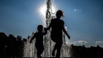 Σε εξέλιξη ο δυνατός καύσωνας. Προειδοποίηση ακόμα και για 47 βαθμούς. Νέα άνοδος τη Δευτέρα (χάρτης)