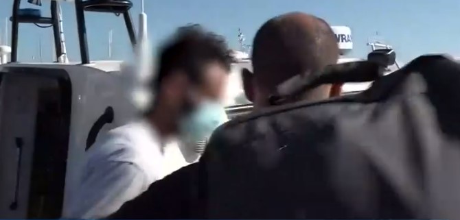 “Kολαφος” το πόρισμα του ιατροδικαστή για τον δολοφόνο της Γαρυφαλιάς. Την έδειρε αλύπητα και την έσυρε ζωντανή στα βράχια