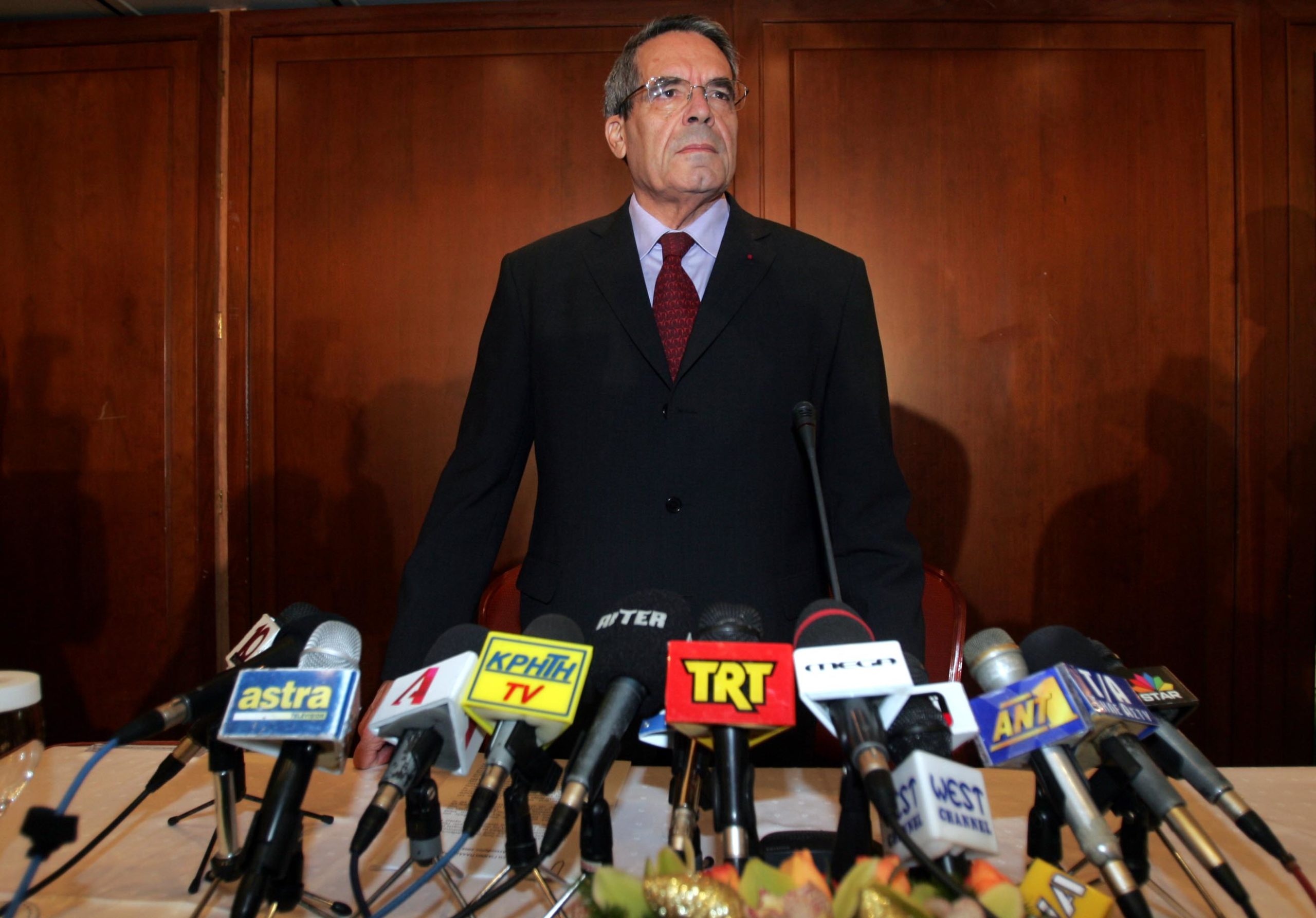 Πέθανε ο Ιωάννης Παλαιοκρασσάς σε ηλικία 87 ετών. Το υπουργείο Οικονομικών επί Κωνσταντίνου Μητσοτάκη και η απόπειρα δολοφονίας από τη 17 Νοέμβρη