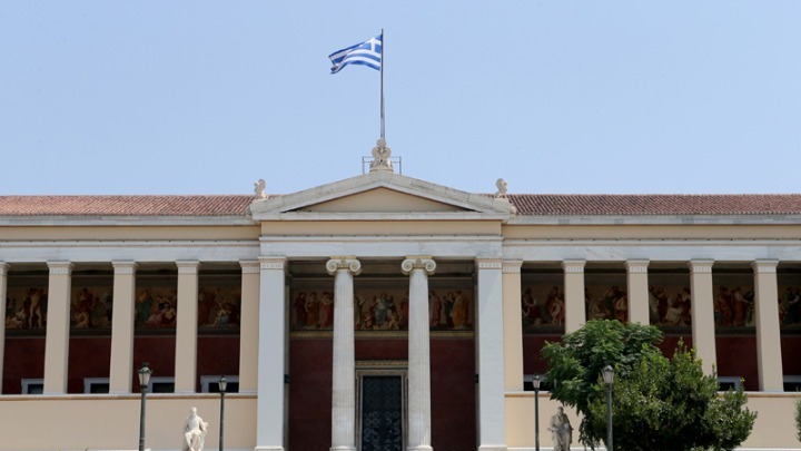 Στον «αέρα» η εξεταστική στα Πανεπιστήμια λόγω των καταλήψεων. Υπουργείο Παιδείας: «Κάντε ηλεκτρονικά τις εξετάσεις»
