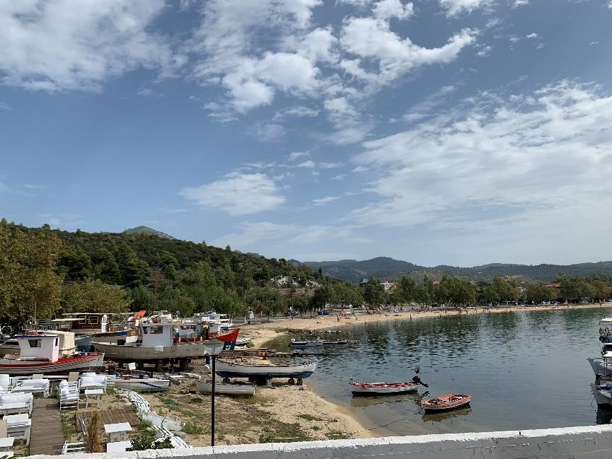 Φθινοπωρινό ταξίδι με ποδήλατο στην Χαλκιδική. Δείτε ομορφιές και φωτογραφίες από τις ακτές της Δυτικής Σιθωνίας (μέρος 2ο)