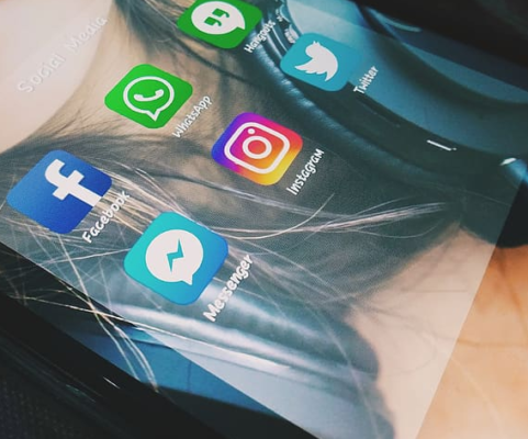 Νέος νόμος για τους influencers στην Ισπανία. Αφορά το περιεχόμενο, τι είναι το “δικαίωμα διόρθωσης” που προτάθηκε