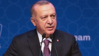 Μήνυση Ερντογάν κατά ελληνικής εφημερίδας και 4 δημοσιογράφων. Την υπέβαλε στην εισαγγελία Άγκυρας