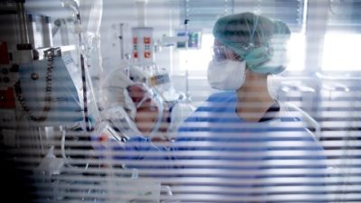 Μητέρα και οι δυο γιοι της πέθαναν με διαφορά λίγων ημερών από κορονοϊό στη Φθιώτιδα