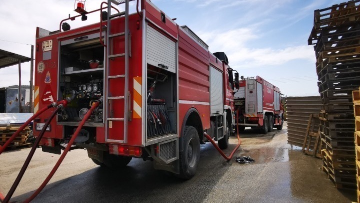 Στον ανακριτή ο ορθοπεδικός που συνελήφθη με την σύντροφό του για φωτιές στη νέα Μάκρη. Ο άφαντος 17χρονος για τους εμπρησμούς