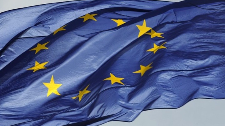 Τι προβλέπει το σχέδιο συμπερασμάτων της ΕΕ για το εμπάργκο στο ρωσικό πετρέλαιο, σύμφωνα με το Reuters. Στην ατζέντα Ουκρανία, επισιτιστική κρίση και άμυνα