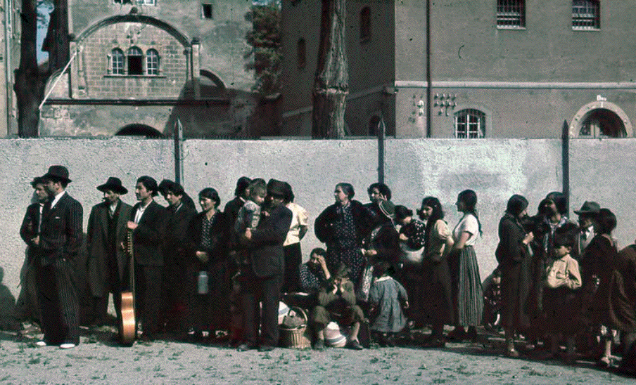 Το Ολοκαύτωμα των Ρομά στο Β΄ ΠΠ. Τα αδέλφια που έραψαν πλάτη με πλάτη και η άρνηση της Γερμανίας να τους αποζημιώσει