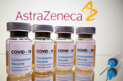 Η AstraZeneca αποσύρει το εμβόλιο Covid, μετά την παραδοχή σπάνιας παρενέργειας που σχετίζεται με θρομβώσεις