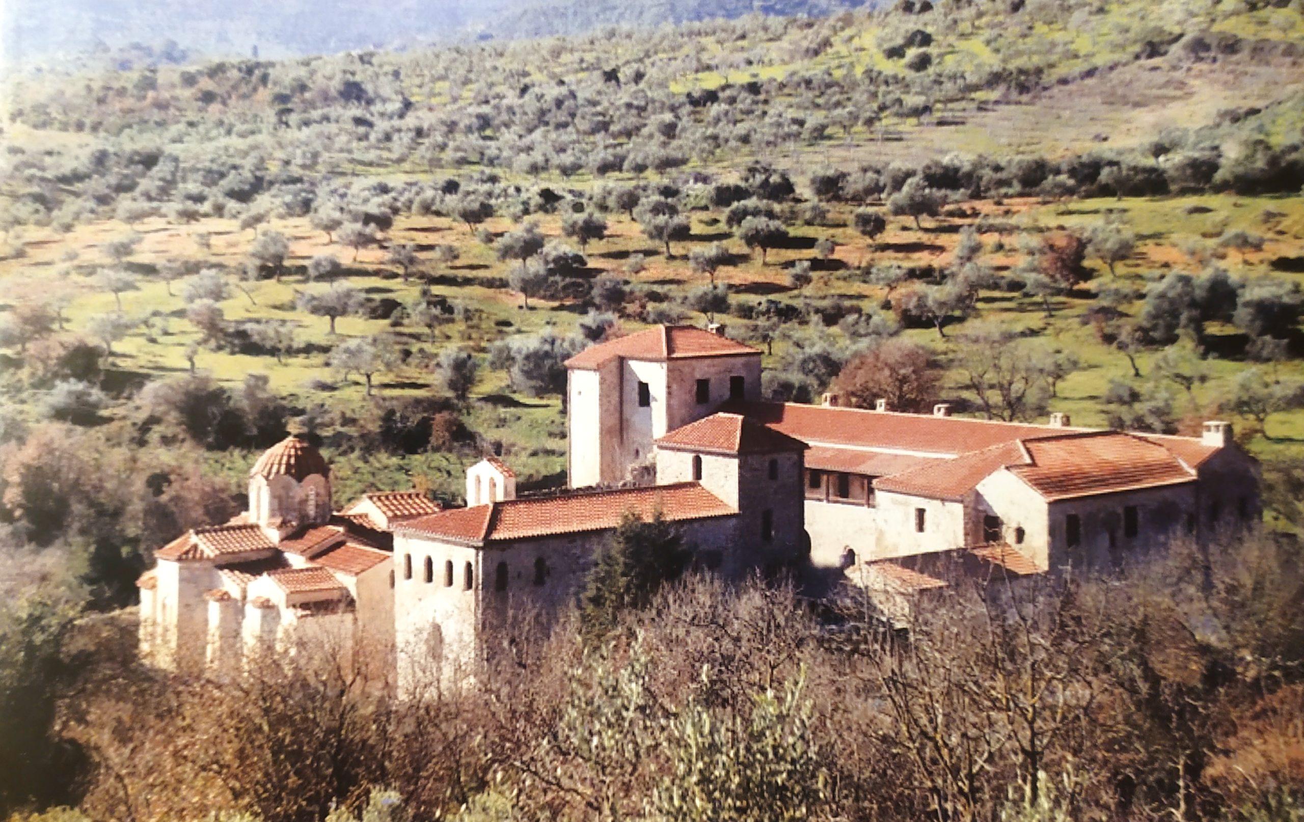Η εντυπωσιακή μονή – φρούριο της Μεσσηνίας που άντεξε τις επιδρομές, αλλά κινδύνευσε από την φθορά. Η σωτήρια αναστήλωση