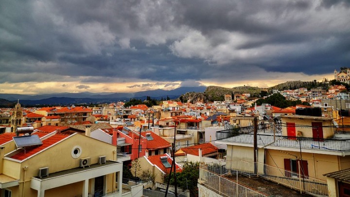 Έκτακτο δελτίο επιδείνωσης καιρού με βροχές και καταιγίδες. Που αναμένονται μέχρι και χαλαζοπτώσεις
