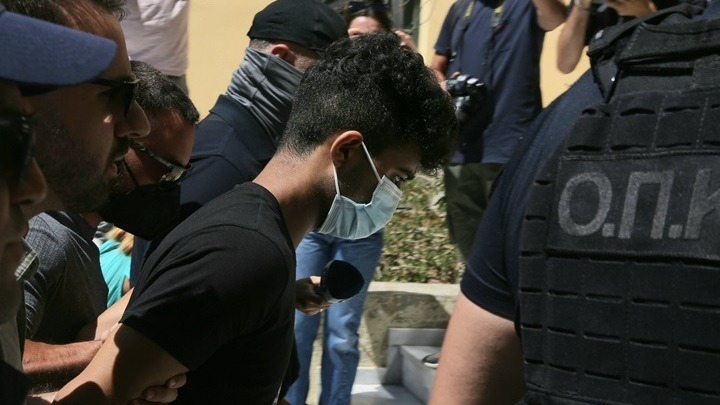 Στη φυλακή ο κατηγορούμενος για τη δολοφονία της 17χρονης Νικολέτας. «Μου ζήτησε να γίνω χριστιανός και εκεί λογομαχήσαμε»