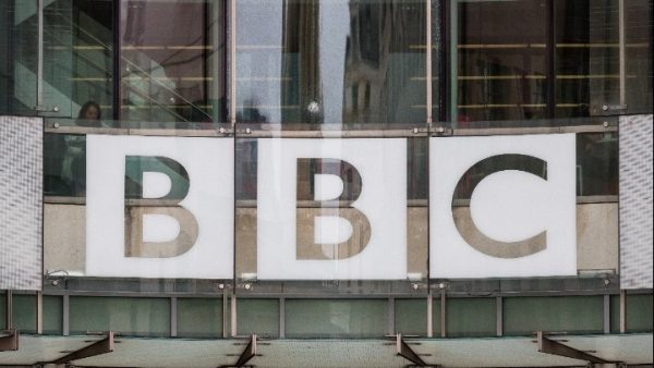 Παραιτήθηκε ο πρόεδρος του BBC. Διορίστηκε αφότου μεσολάβησε για να πάρει δάνειο ο Μπόρις Τζόνσον