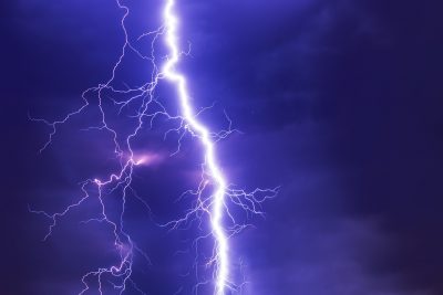 Έντονη κακοκαιρία σε μεγάλο μέρος τη χώρας. Προειδοποίηση για χαλάζι και κεραυνούς. Ποιες περιοχές θα επηρεαστούν