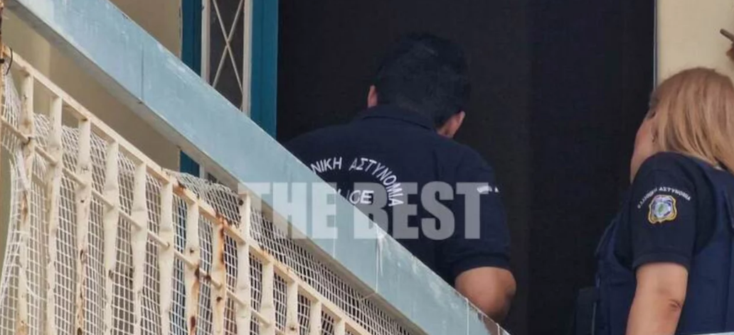 Θρίλερ στην Πάτρα. 38χρονη βρέθηκε νεκρή στο σπίτι της, δίπλα της περιφερόταν η 4χρονη κόρη της