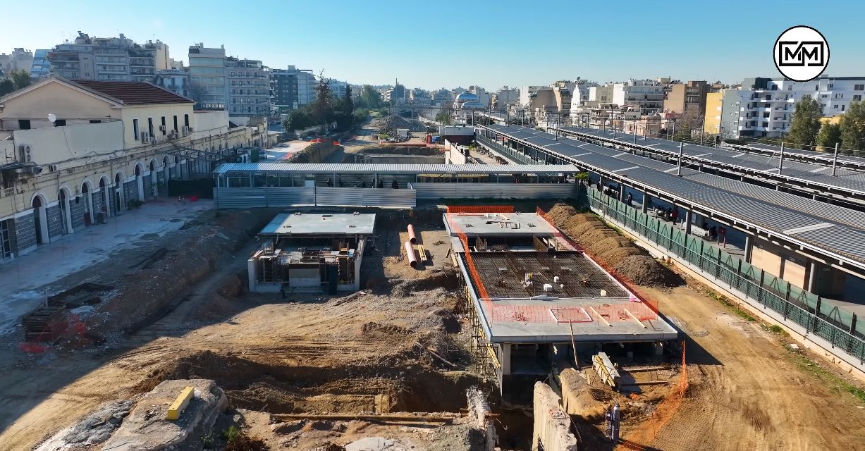 Η μεγάλη υπογειοποίηση της Αθήνας που αλλάζει το τοπίο. Δείτε απο ψηλά τα έργα στον τετραπλό σιδηροδρομικό διάδρομο