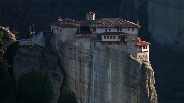 Μετέωρα. Το μοναδικό παγκόσμιο γεωλογικό φαινόμενο που δεν έχει ερμηνεύσει η Επιστήμη