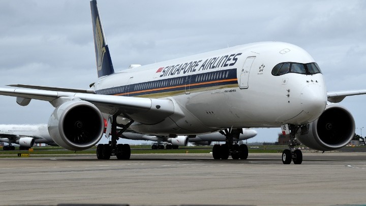 Singapore Airlines. 73 ετών ο νεκρός από τις αναταράξεις, 7 από τους τραυματίες σε κρίσιμη κατάσταση