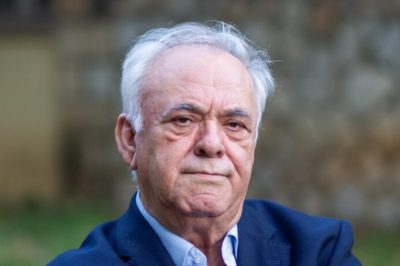 Νέο κόμμα στην Αριστερά θέλει ο Δραγασάκης. Η αποχώρηση από τον ΣΥΡΙΖΑ και η αντίδραση Κασσελάκη