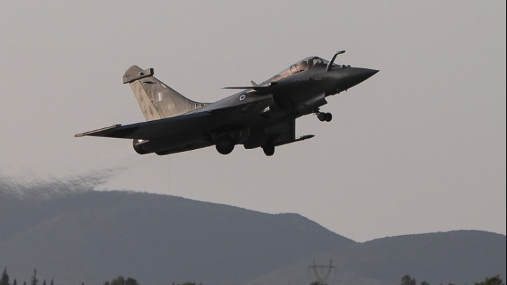 Γαλλία. Δύο Rafale συγκρούστηκαν στον αέρα, σώος ο ένας πιλότος. Αγνοούνται δύο άτομα