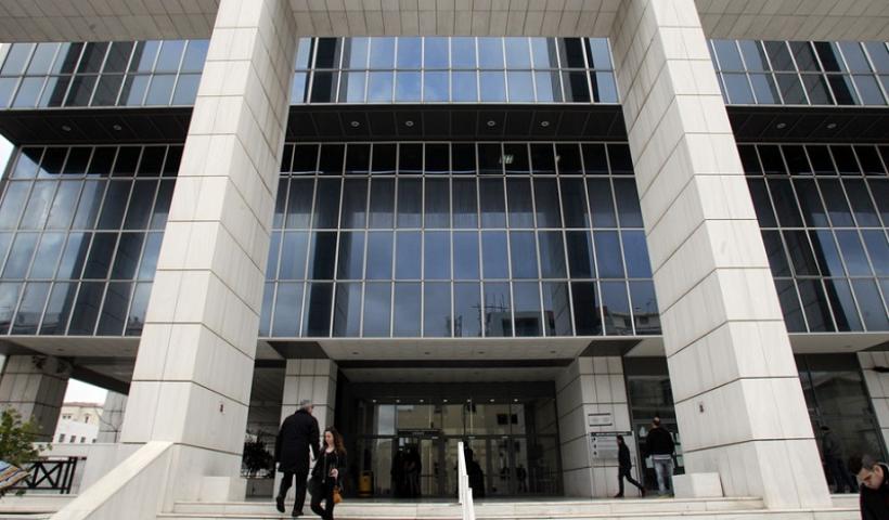 Απειλητικά μηνύματα μέσω email για βόμβες σε κεντρικά κτίρια της Αθήνας. Σε συναγερμό οι Αρχές