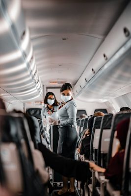 Αεροπορική εταιρεία αποζημιώνει πάνω από 1.800 υπαλλήλους επειδή τους απέλυσε στην πανδημία. Θα δώσει 120 εκατ δολ