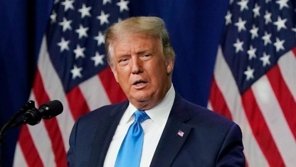 Φραστική επίθεση Τραμπ με δημοσιογράφο του CNN στον Λευκό Οίκο: «Είστε αρρωστημένοι, κανάλι με χαμηλά νούμερα»