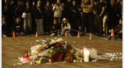Με συναυλία και απαγγελίες κειμένων το συλλαλητήριο για τα Τέμπη στο Σύνταγμα