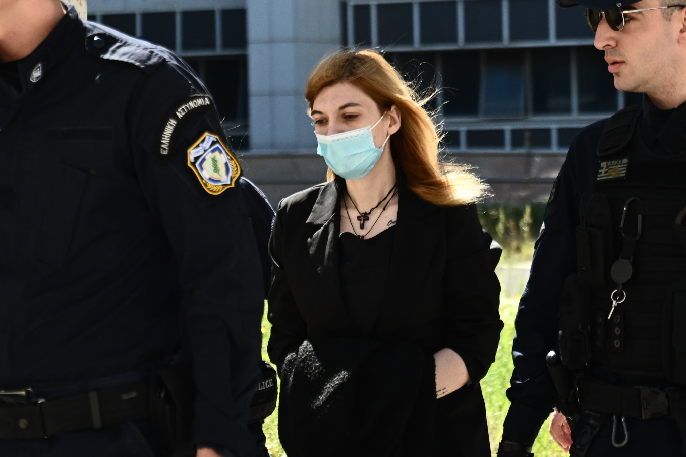 Αποσύρεται από την εκπροσώπηση των Πισπιρίγκου και Λιγνάδη το γραφείο του Αλέξη Κούγια. Η επίσημη ανακοίνωση