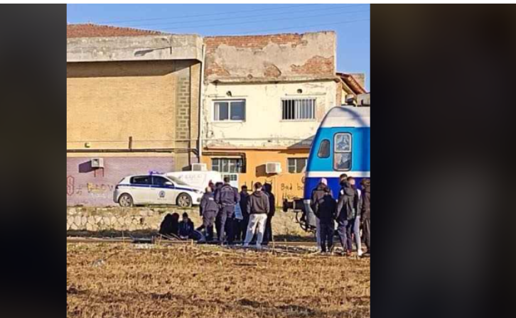 Μαθητής τραυματίστηκε από διερχόμενο τρένο στην Αλεξάνδρεια Ημαθίας. “Δεν υπάρχει μπάρα, ούτε φανάρι εδώ και χρόνια”