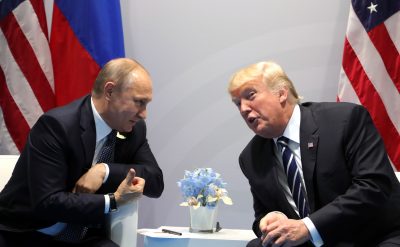 Το απόγευμα το κρίσιμο τηλεφώνημα του Ντόναλντ Τραμπ με Βλαντιμίρ Πούτιν για την τύχη της Ουκρανίας