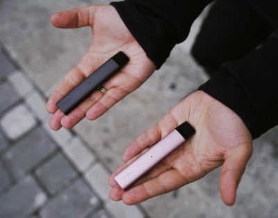 Ο Παγκόσμιος Οργανισμός Υγείας ζητά καθολική απαγόρευση των γεύσεων στα καπνικά προϊόντα