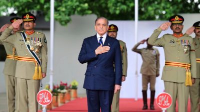 Διάγγελμα Πακιστανού πρωθυπουργού για το Κασμίρ: «Δεσμευόμαστε πως θα εκδικηθούμε»