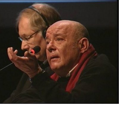 Πέθανε ο σπουδαίος δημιουργός του θεάτρου Βασίλης Παπαβασιλείου. Από τον Σοφοκλή μέχρι τον Αναγνωστάκη η σπουδαία πορεία του