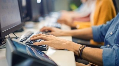 Τραγικός θάνατος 19χρονης στην Αριζόνα από επικίνδυνο διαδικτυακό challenge. Τι είναι το “Dusting”