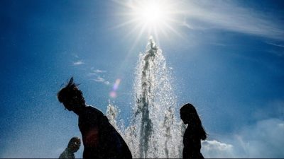 Με υψηλές θερμοκρασίες και τοπικές βροχές η έξοδος των εκδρομέων του Αγίου Πνεύματος