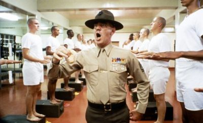 Στο αντιπολεμικό “Full Metal Jacket”, ο τρομερός λοχίας υπήρξε πραγματικός εκπαιδευτής νεοσύλλεκτων. Πως πήρε το ρόλο;