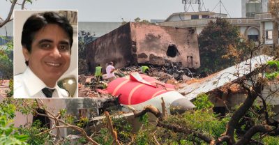 Σαμποτάζ από τον ίδιο τον πιλότο του Boeing της Air India σύμφωνα με τη Wall Street Journal. Φέρεται να έκοψε την παροχή καυσίμου