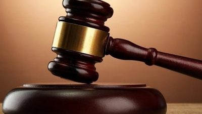 Καταδικάστηκαν πατέρας και γιος που ξυλοφόρτωσαν υπάλληλο σε κοιμητήρια. Διαφώνησαν με τον τρόπο εκταφής