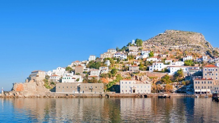 Μόνο με άδεια τα οχήματα στην Ύδρα. Ποιοι εξαιρούνται και πώς γίνεται η αίτηση